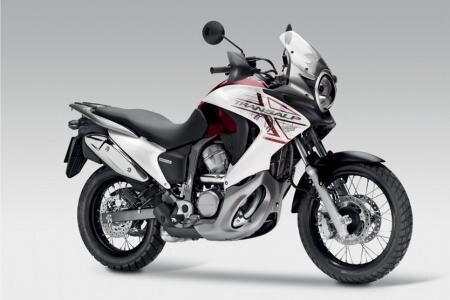 Honda XL700V Transalp my 2010. Nuova colorazione per festeggiare le 150mila moto prodotte