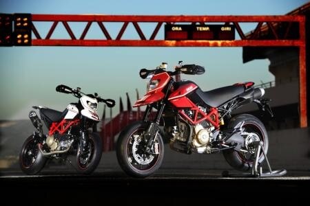 Ducati Hypermotard 1100EVO SP. Disponibile nei concessionari da febbraio