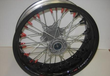 Ruote Carbon Matrix. Alpina: prezzi racing!