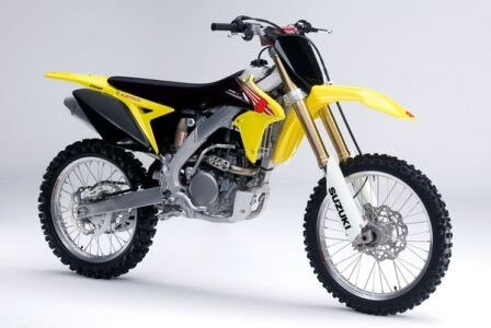 Anticipazione Suzuki 2011. Ecco la RM-Z250