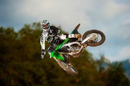 Kawasaki 2013. Presentate le nuove KX250F e KX450F