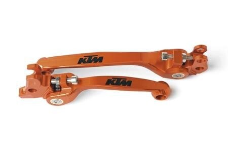 Enduro d'inverno. Winter pack KTM in omaggio per l'acquisto di una EXC 2013