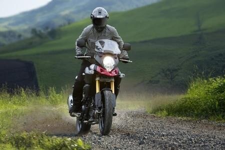 Suzuki V-Strom 1000. La più snella tra le maxi?