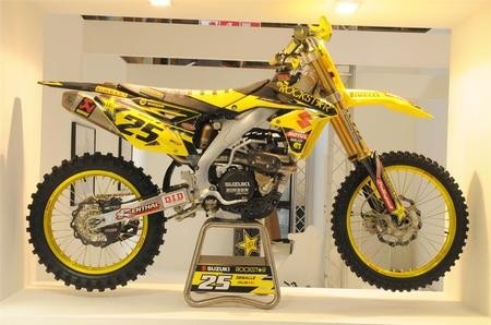 Team Rockstar Energy Suzuki 2014. Presentata la nuova RM-Z450 WS
