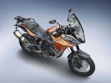 KTM 1190 Adventure e Adventure R MY2014. Arriva il Motorcycle Stability Control