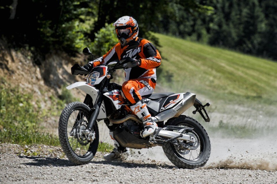 Richiamo KTM. Interessati i modelli 690 ENDURO R e 690 SMC R MY2014