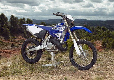 Nuova Yamaha WR250 2T. Never ending story...