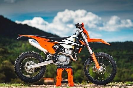 KTM EXC 2017. Nuova generazione enduro