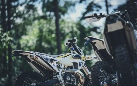 Husqvarna Motorcycles news. Arrivano i 2T ad iniezione elettronica