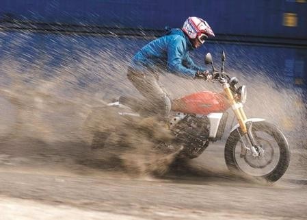 Fantic Caballero 125. La prova completa su Dueruote di Aprile