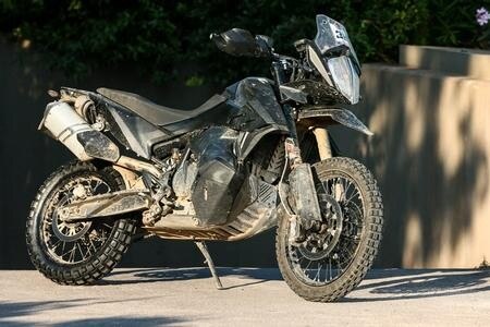 KTM 790 Adventure R. First look!