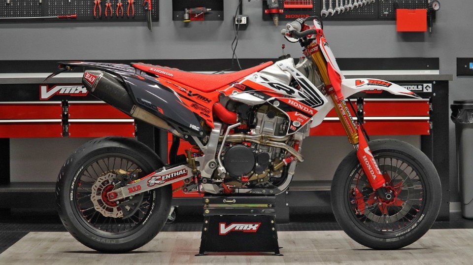 Honda XR650r by VMX Restomod, mi..hia che spettacolo!