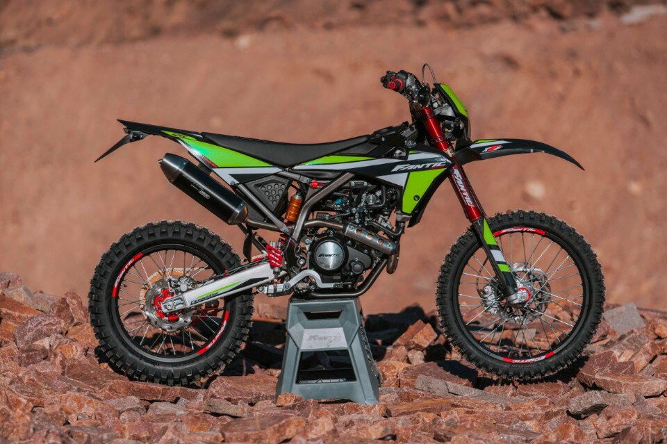 Fantic XEF 125 Enduro e XMF 125 Motard MY 2021, più potenti, più "pulite"