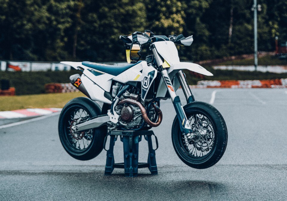 Husqvarna FS 450 2022, built for competition Husqvarna FS 450 2022, built for competition