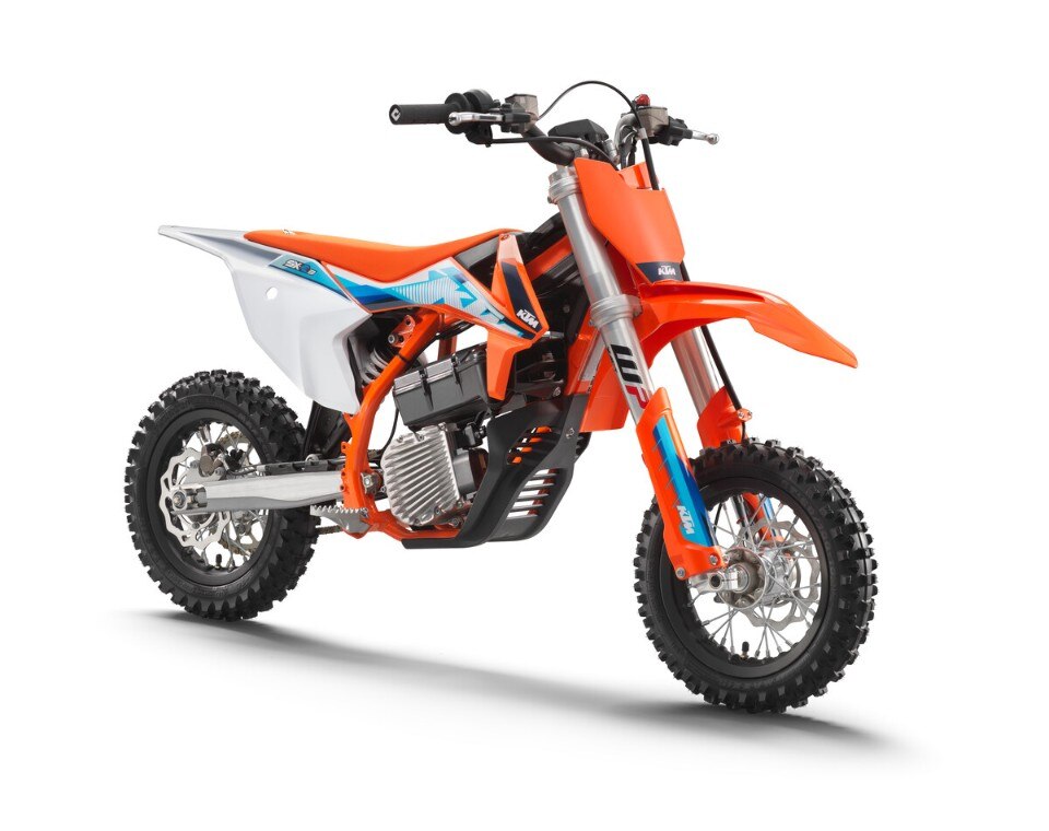 KTM amplia la gamma E-Sportminicycle con la nuova KTM SX-E 3