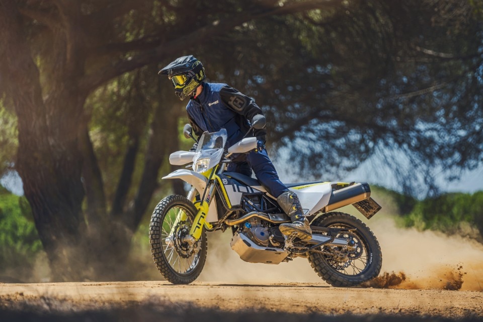Husqvarna 701 Enduro e 701 Supermoto 2023