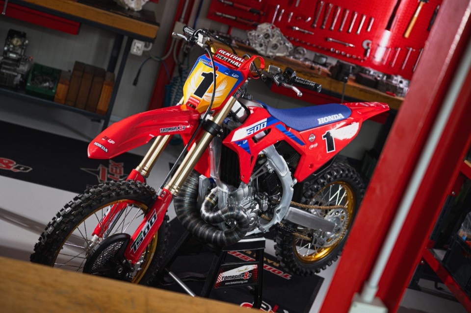 Tomasin Racing T500 Limited Edition: keep calm, please…