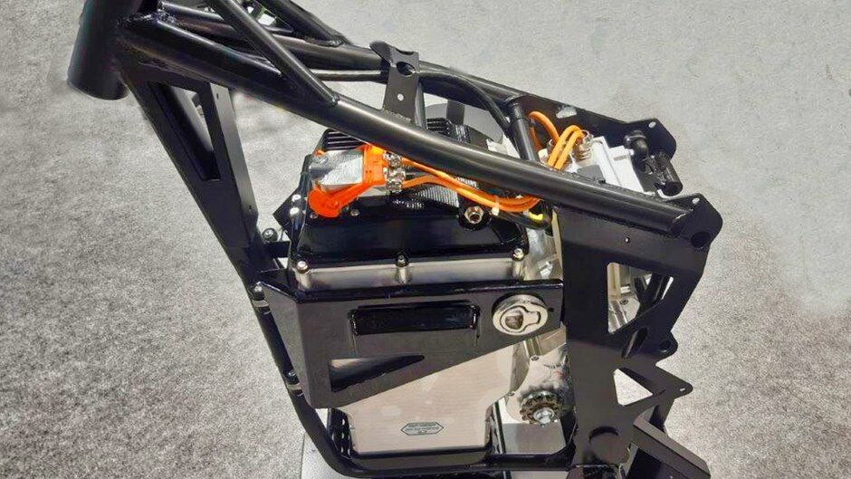 AllGoTec RST e1: alta tensione