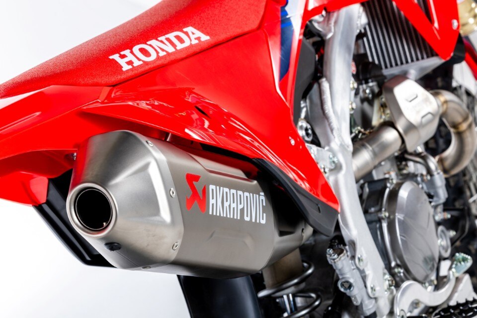 Honda RedMoto lancia la "CRF Red Week"