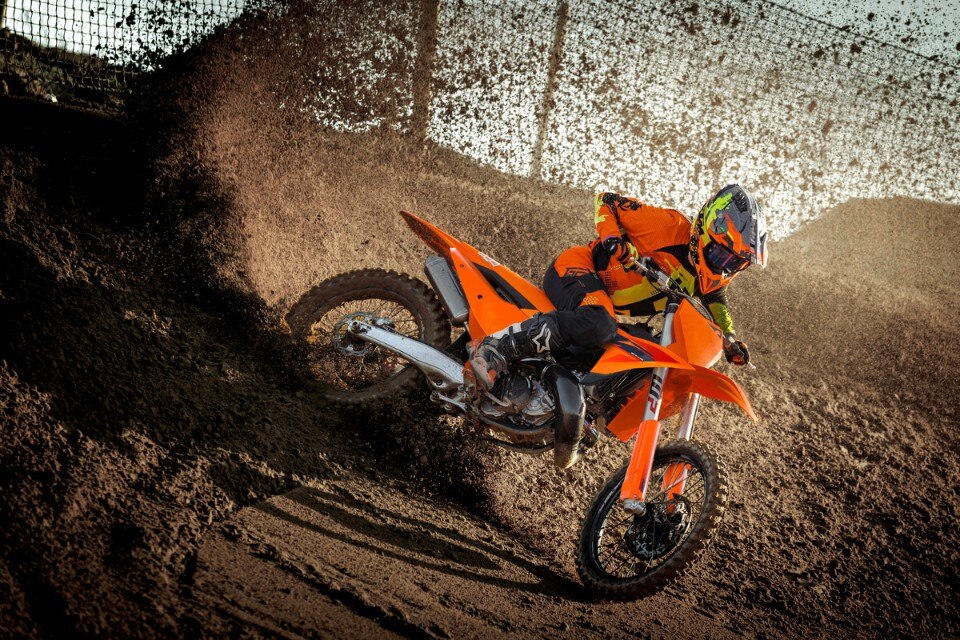 KTM presenta i nuovi modelli SX 2025