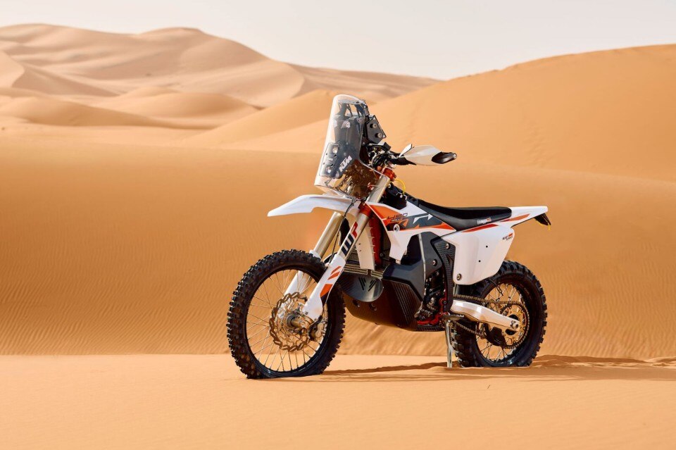 2025 KTM 450 Rally Replica: tutta nuova!