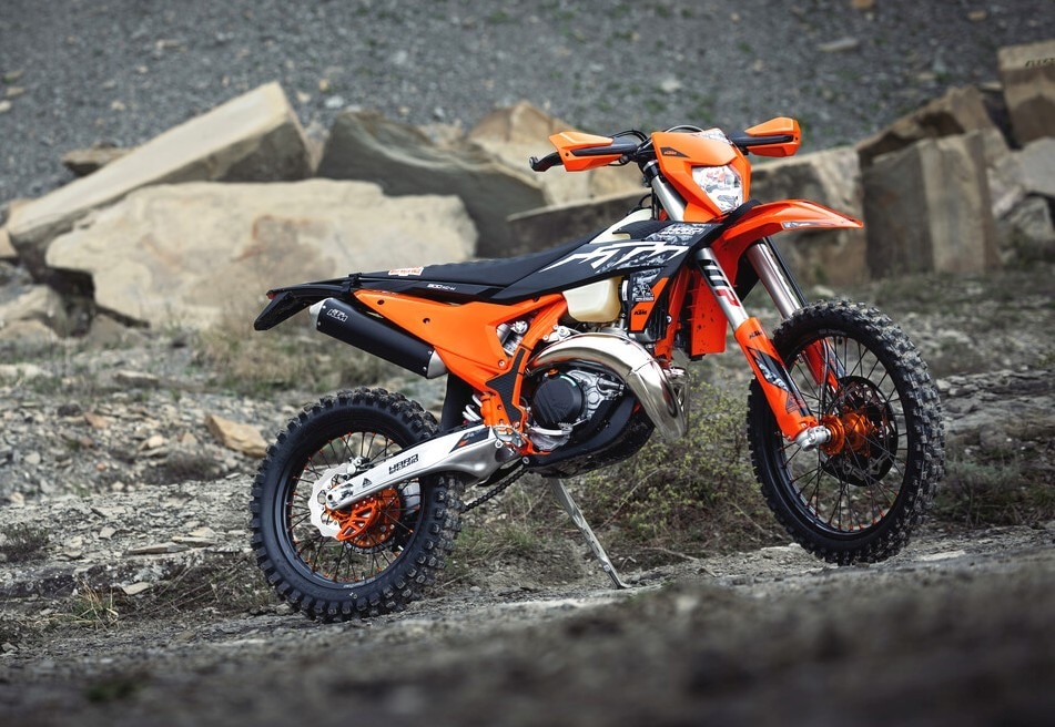 KTM presenta la 300 EXC Hardenduro 2025 KTM presenta la 300 EXC Hardenduro 2025