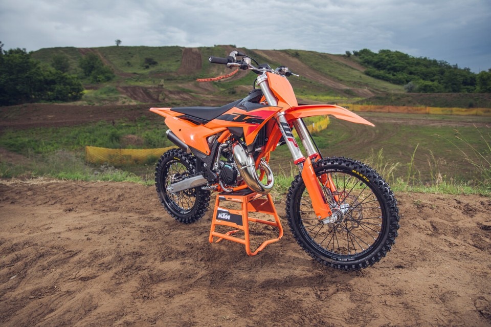 KTM presenta la nuova 85 SX 2025 KTM presenta la nuova 85 SX 2025