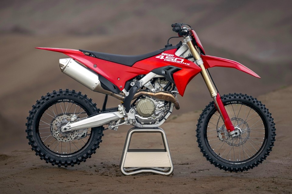 La Ducati Desmo450 MX è finalmente disponibile