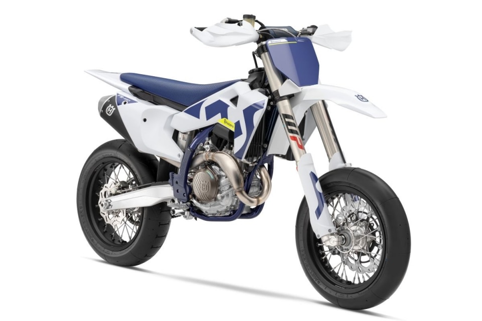 Husqvarna FS 450 2026: high performance supermotard