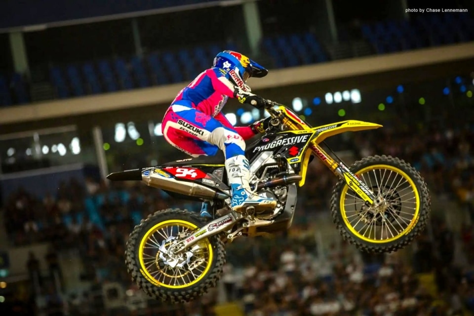 Suzuki RM-Z450: vent’anni di successi senza fine