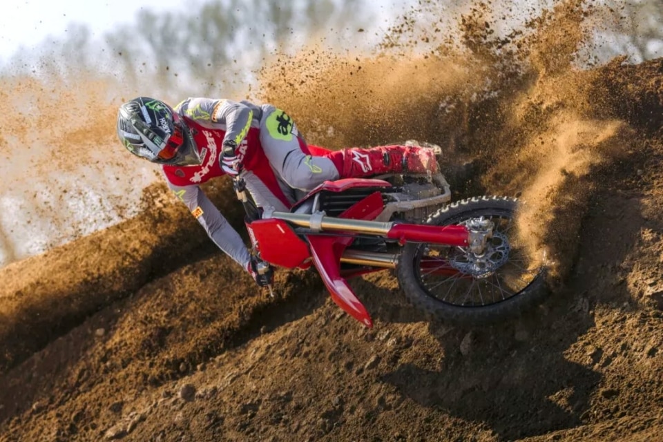 Ducati rivoluziona il motocross con la manutenzione predittiva sulla Desmo450 MX