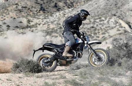 Ducati Scrambler Desert Sled. Un tuffo nel passato con lo sguardo al futuro!