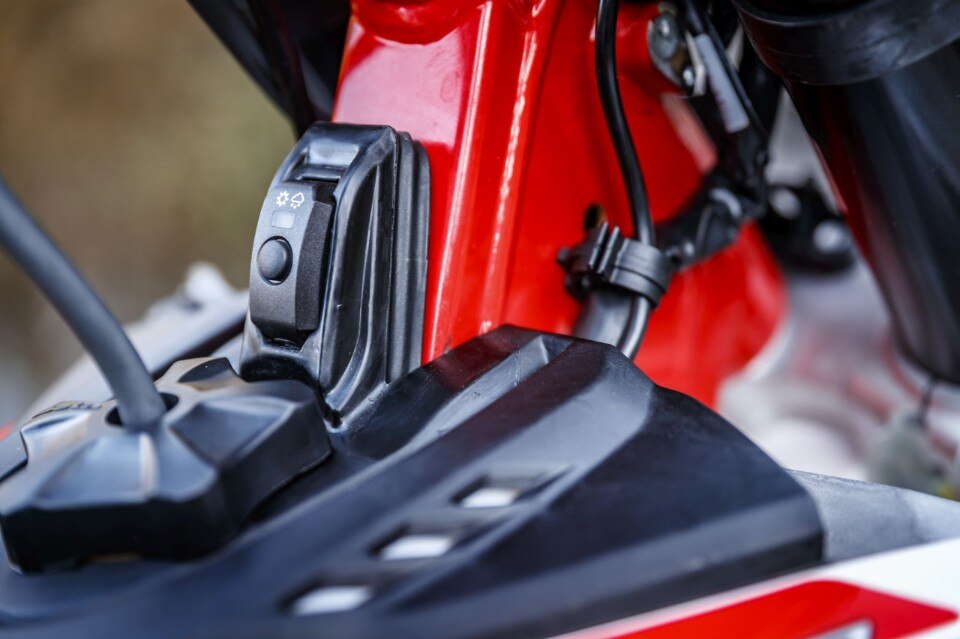 Enduro 300 2T: la comparativa dei modelli 2020