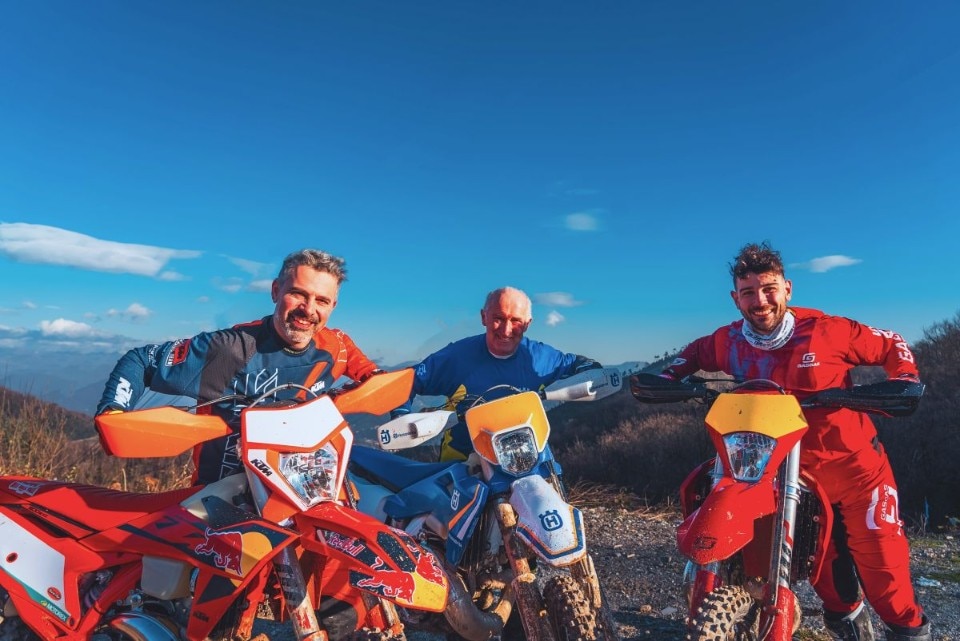 Comparativa KTM, Husqvarna e GasGas 300 2T: generazioni a confronto