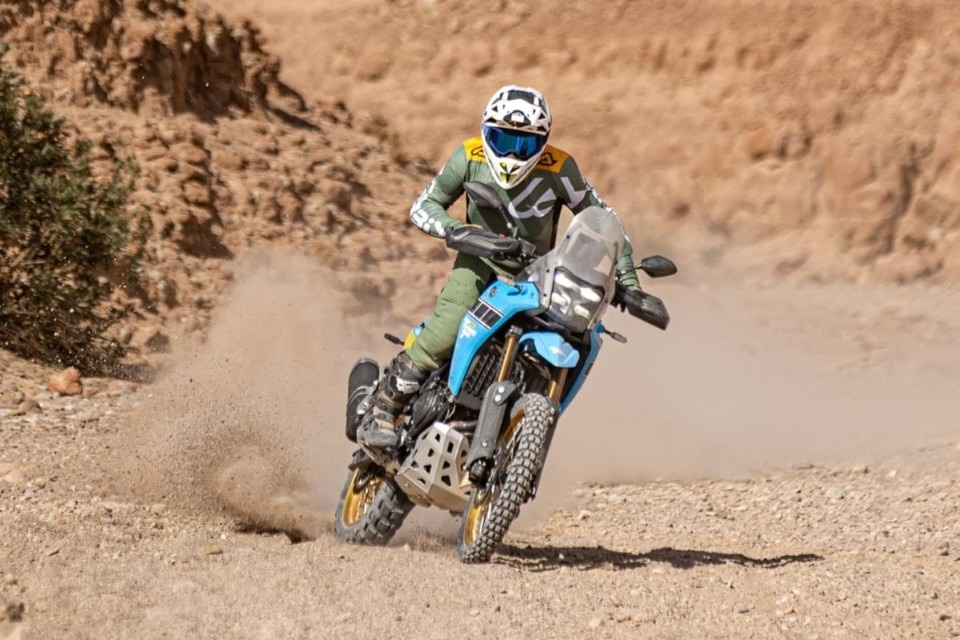 Prova Yamaha Ténéré 700 2025: evoluzione mirata