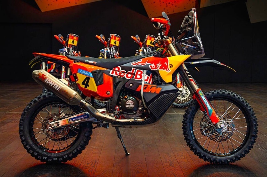 KTM 450 Rally Replica 2026 (anche in versione Sanders Edition)